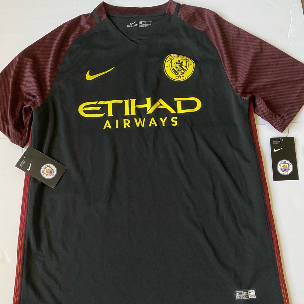 Mens NIke Authentic Manchester United Jersey (L)
